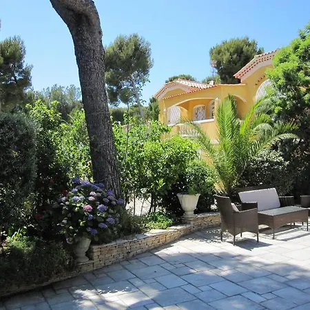 Dans De Charme, Piscine, Proche Apartment *